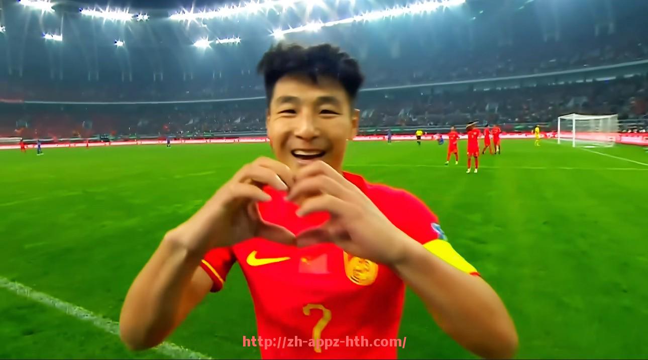 华体会hth官方网站下载-英超各俱乐部主客场球衣历史款式大盘点